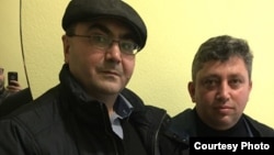 Азербайджанский активист Ялчин Гахраманоглы и задержанный в Борисполе Фикрат Гусейнов