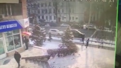 В Бишкеке избит журналист-расследователь В Бишкеке избит журналист-расследователь