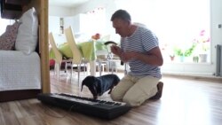 Человек на карте: на чем зарабатывает маленькая радиостанция в Пермской области Человек на карте: на чем зарабатывает маленькая радиостанция в Пермской области