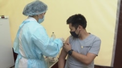 "Я подумаю", "Я еще не готова": казахстанцы пока не спешат делать прививки "Я подумаю", "Я еще не готова": казахстанцы пока не спешат делать прививки