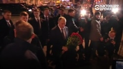 Что сказал Путин, когда пришел возложить цветы к месту теракта в метро Петербурга Что сказал Путин, когда пришел возложить цветы к месту теракта в метро Петербурга