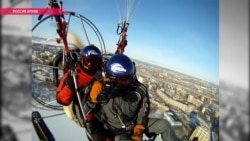 Российские чиновники запретили летать чемпиону мира по парапланеризму Российские чиновники запретили летать чемпиону мира по парапланеризму