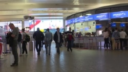 Тысячи российских туристов не могут вернуться домой Тысячи российских туристов не могут вернуться домой