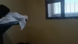 В Екатеринбурге десятки мигрантов более двух недель держат в спецприемниках в тюремных условиях В Екатеринбурге десятки мигрантов более двух недель держат в спецприемниках в тюремных условиях