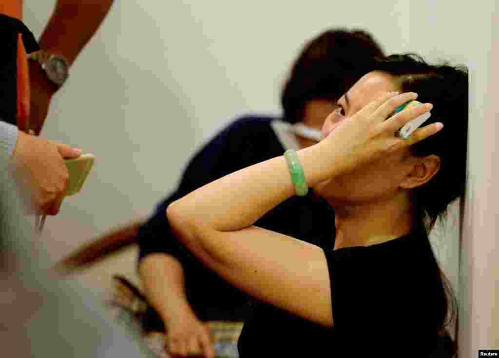 На борту теплохода находились 458 человек, включая 405 пассажиров, 47 членов экипажа и пять сотрудников турагентств