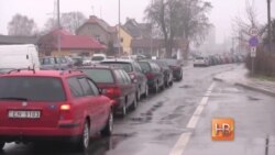 Российские пограничники не пропускают литовские машины Российские пограничники не пропускают литовские машины