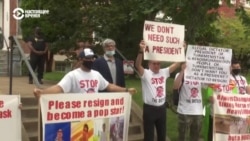 Выходцы из Туркменистана уже несколько дней протестуют в США против Бердымухамедова Выходцы из Туркменистана уже несколько дней протестуют в США против Бердымухамедова