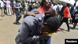 Родственник одной из жертв в Университете Гарисса в Кении