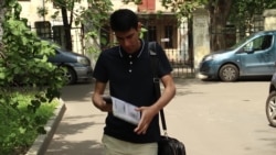 Медведев предлагает ужесточить правила въезда в Россию трудовых мигрантов Медведев предлагает ужесточить правила въезда в Россию трудовых мигрантов