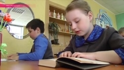 Правда ли, что заслуженный учитель-обладатель путинского гранта била, унижала и заставляла первоклашек учить стихи о "Единой России"? Правда ли, что заслуженный учитель-обладатель путинского гранта била, унижала и заставляла первоклашек учить стихи о "Единой России"?