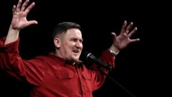 Лидер группы "Галасы ЗМеста", высмеивающий протесты в Беларуси: "Мы люди аполитичные совершенно" Лидер группы "Галасы ЗМеста", высмеивающий протесты в Беларуси: "Мы люди аполитичные совершенно"