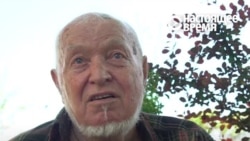 Пенсионеры в Украине честно рассказывают, какие пенсии получают. Осторожно, непарламентские выражения Пенсионеры в Украине честно рассказывают, какие пенсии получают. Осторожно, непарламентские выражения