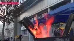 "Найти покупателя на финансовые активы почти невозможно". Чем грозят украинские санкции против банков России обеим сторонам "Найти покупателя на финансовые активы почти невозможно". Чем грозят украинские санкции против банков России обеим сторонам