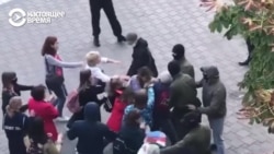 Задержание участниц женского митинга в Минске: они вышли в поддержку Марии Колесниковой Задержание участниц женского митинга в Минске: они вышли в поддержку Марии Колесниковой