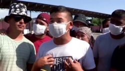 "Из мусорных пакетов построили палатки, 20 дней не купались" "Из мусорных пакетов построили палатки, 20 дней не купались"