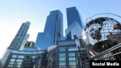 Небоскреб "Тайм Уорнер Центр" в Нью-Йорке