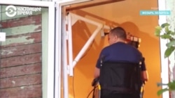 Белорус на инвалидной коляске выбирается из квартиры через окно второго этажа Белорус на инвалидной коляске выбирается из квартиры через окно второго этажа