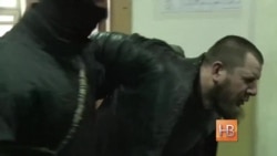 "Меня-то еще не очень били" "Меня-то еще не очень били"