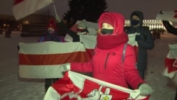 На протест как на работу. Как белорусы Петербурга борются с диктатурой после запрета собираться у посольства На протест как на работу. Как белорусы Петербурга борются с диктатурой после запрета собираться у посольства