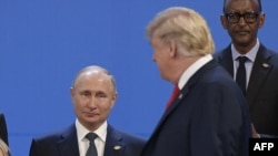 Владимир Путин и Дональд Трамп на саммите "Большой двацатки" в Аргентине, 2018 год