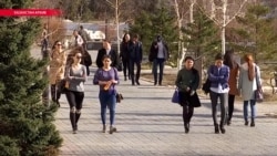 В Казахстане начали переводить книги с языка оригинала вместо русского В Казахстане начали переводить книги с языка оригинала вместо русского