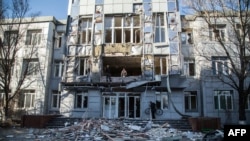 Разрушенный город Авдеевка в Донецкой области