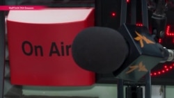 Президент Кыргызстана предложил прокуратуре отозвать иски к Радио Свобода Президент Кыргызстана предложил прокуратуре отозвать иски к Радио Свобода