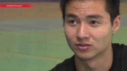 Паралимпиец из Казахстана честно рассказывает о жизни в коляске в Алма-Ате Паралимпиец из Казахстана честно рассказывает о жизни в коляске в Алма-Ате