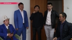 "Мы тут делимся тоской по родине": как работает поэтический кружок трудовых мигрантов в Москве "Мы тут делимся тоской по родине": как работает поэтический кружок трудовых мигрантов в Москве