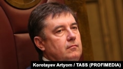 Виктор Момотов