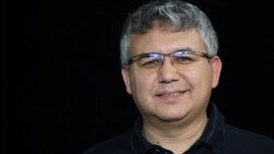 Политолог Аббас Галлямов об утечке сводок ФСБ: "Для политического менеджмента всегда есть угроза поверить в собственные слова" Политолог Аббас Галлямов об утечке сводок ФСБ: "Для политического менеджмента всегда есть угроза поверить в собственные слова"