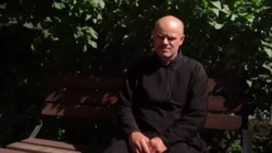 Отец Иоанн Бурдин. Как сейчас живет российский священник, больше года назад отстраненный от служения за антивоенную позицию  Отец Иоанн Бурдин. Как сейчас живет российский священник, больше года назад отстраненный от служения за антивоенную позицию