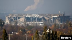 Разрушенный терминал Донецкого аэропорта