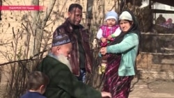 "Девочка – это отрезанный ломоть". Почему женщины в Таджикистане боятся отстаивать свои права "Девочка – это отрезанный ломоть". Почему женщины в Таджикистане боятся отстаивать свои права