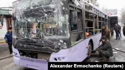 Обстрел остановки в Донецке. 8 человек погибли. 22 января 2015