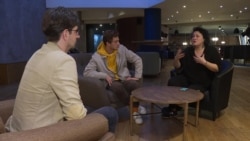 Грузинские ультраправые пытались сорвать премьеру фильма о геях Грузинские ультраправые пытались сорвать премьеру фильма о геях