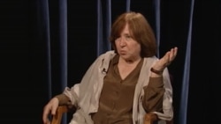 Алексиевич: "Мы думали, что коммунизм мертв, но пришел Путин, и стало ясно, что этот процесс обратим" Алексиевич: "Мы думали, что коммунизм мертв, но пришел Путин, и стало ясно, что этот процесс обратим"