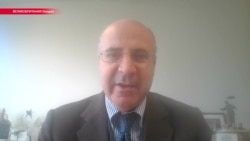 "Они в абсолютном ужасе". Браудер прокомментировал "кремлевский список" и возможные санкции США "Они в абсолютном ужасе". Браудер прокомментировал "кремлевский список" и возможные санкции США