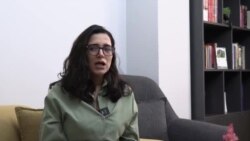 "Он видел нашу дочь только на фото". Интервью с женой журналиста Радио Свобода, которого арестовали полгода назад