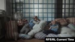 Кадр из фильма "107 матерей"