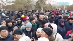 "Только работа! Нам лишнего ничего не нужно!" В Казахстане снова начались забастовки "Только работа! Нам лишнего ничего не нужно!" В Казахстане снова начались забастовки