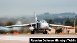 Истребитель СУ-24, сбитый Турцией в ноябре 2015 года