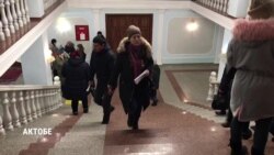 "Пусть сделают пособия такими, чтобы можно было прожить": в Казахстане продолжаются протесты матерей "Пусть сделают пособия такими, чтобы можно было прожить": в Казахстане продолжаются протесты матерей