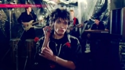 "Все слабей импульсация вен": как Виктор Цой написал "Мы ждем перемен" "Все слабей импульсация вен": как Виктор Цой написал "Мы ждем перемен"