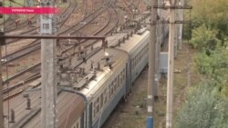 Поезда разваливаются, зарплаты низкие – машинисты и проводники Украины готовы бастовать Поезда разваливаются, зарплаты низкие – машинисты и проводники Украины готовы бастовать