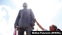 Открытие аналогичного памятника Принципу в Сараево в 2014 году