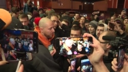 "Поддержка работает". Рэпер Оксимирон и сестра Самариддина Раджабова о его освобождении "Поддержка работает". Рэпер Оксимирон и сестра Самариддина Раджабова о его освобождении