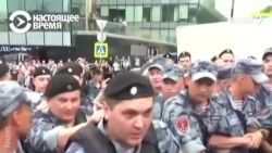 На марше в поддержку Ивана Голунова в Москве задержали 400 человек На марше в поддержку Ивана Голунова в Москве задержали 400 человек