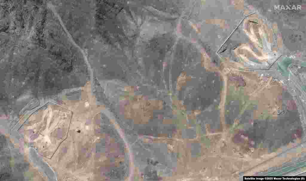 Вход в подземные туннели завода в Фордо до и после бомбардировки