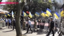 В Одессе прошёл марш "патриотических" сил против политики Михаила Саакашвили В Одессе прошёл марш "патриотических" сил против политики Михаила Саакашвили